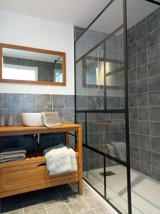 Chambres D'Hotes Quatre Mains Saint-Priest-des-Champs Екстериор снимка