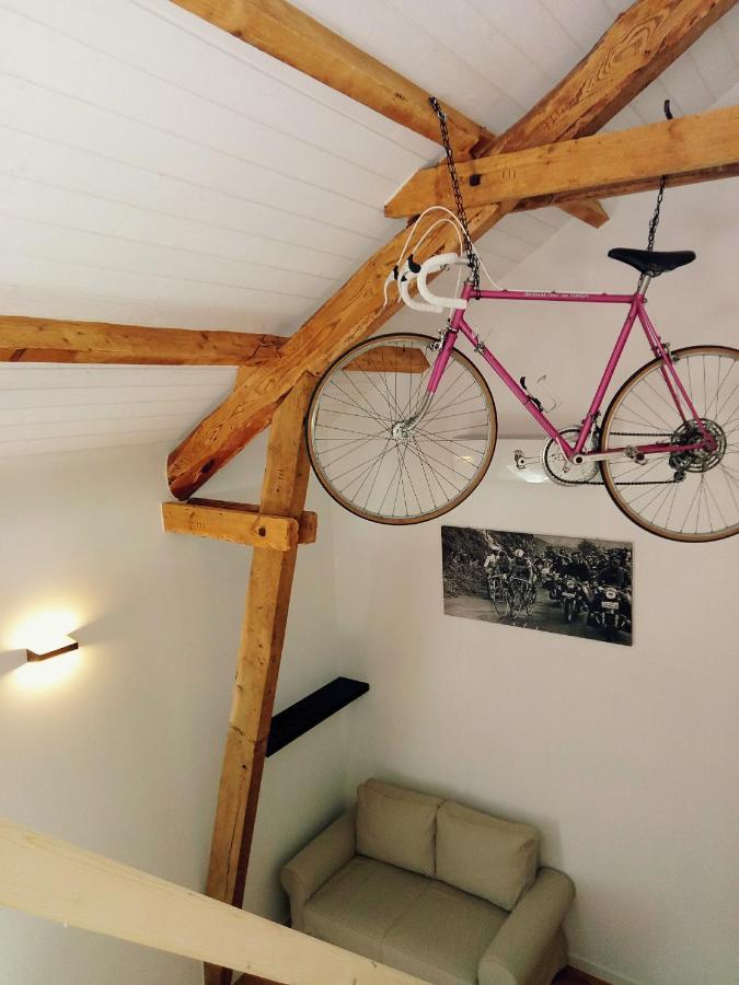 Chambres D'Hotes Quatre Mains Saint-Priest-des-Champs Екстериор снимка