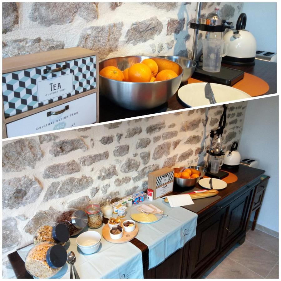Chambres D'Hotes Quatre Mains Saint-Priest-des-Champs Екстериор снимка